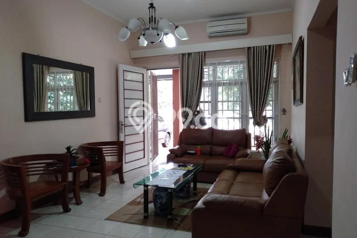 Hunian Nyaman Asri 4 KT Siap Huni di Cikeas Bogor Hunian Nyaman Asri 4 KT Siap Huni di Cikeas Bogor