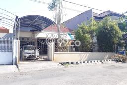 Rumah Elit Modern Tanpa Renovasi di kertajaya Surabaya Rumah Elit Modern Tanpa Renovasi di kertajaya Surabaya