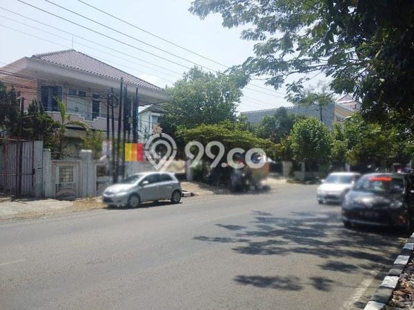 For Sale! Luxury House LT 491m2 Desain Modern di Pleburan For Sale! Luxury House LT 491m2 Desain Modern di Pleburan