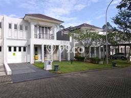 Rumah Disewakan Tangerang LT 300m2 LB 250m2 Kawasan BSD Rumah Disewakan Tangerang LT 300m2 LB 250m2 Kawasan BSD