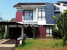 Rumah di BSD, Tangerang, Luas 300m² Bangunan 275m² Rumah di BSD, Tangerang, Luas 300m² Bangunan 275m²