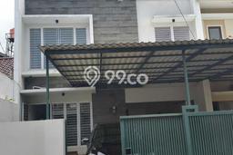 Dijual Rumah Mewah Exclusive di Kebayoran Lama, Jakarta Selatan Dijual Rumah Mewah Exclusive di Kebayoran Lama, Jakarta Selatan