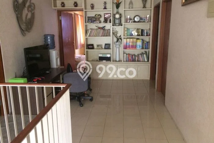 Rumah Eksklusif Siap Huni LT 400m2 di Ciputat, Tangerang Selatan Rumah Eksklusif Siap Huni LT 400m2 di Ciputat, Tangerang Selatan