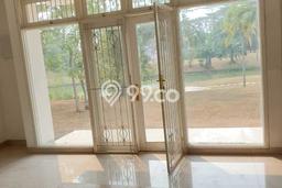 Rumah Luxury Modern Tanpa Renovasi di BSD Tangerang Rumah Luxury Modern Tanpa Renovasi di BSD Tangerang