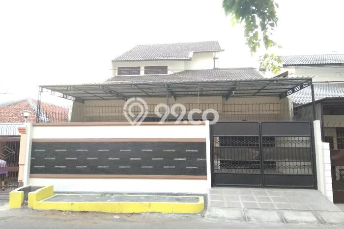 BEST DEAL! Rumah Siap Huni area pekunden, Luas 200m² LB 233m² BEST DEAL! Rumah Siap Huni area pekunden, Luas 200m² LB 233m²