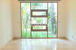 Jual Rumah Luas Elegan Dengan View Cantik di Kemang, Jakarta Selatan Jual Rumah Luas Elegan Dengan View Cantik di Kemang, Jakarta Selatan
