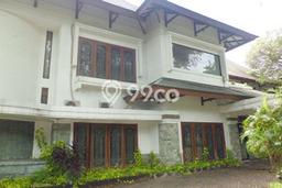 Siap Huni Rumah Mewah 6 Kamar di Menteng Dekat ke Mana Saja Siap Huni Rumah Mewah 6 Kamar di Menteng Dekat ke Mana Saja