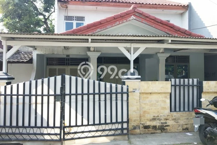 Hunian Cantik Modern Lb 204m2 di Karang Tengah, Tangerang Hunian Cantik Modern Lb 204m2 di Karang Tengah, Tangerang