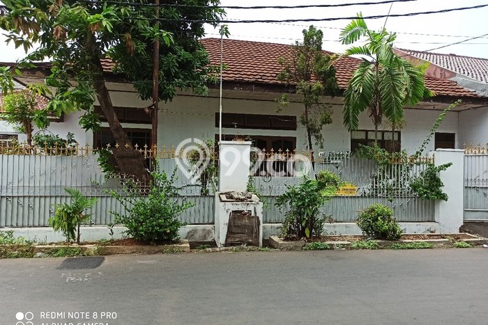 Rumah Elit Modern Tanpa Renovasi di Rawamangun Jakarta Timur Rumah Elit Modern Tanpa Renovasi di Rawamangun Jakarta Timur