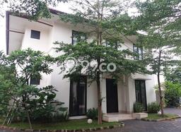 Hunian Minimalis Disewakan di Kemang Jakarta Selatan 4 KT & 4 KM Hunian Minimalis Disewakan di Kemang Jakarta Selatan 4 KT & 4 KM