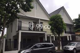 Dijual Cepat Rumah Bagus Siap Huni LB 175m2 di Cinere, Depok Dijual Cepat Rumah Bagus Siap Huni LB 175m2 di Cinere, Depok