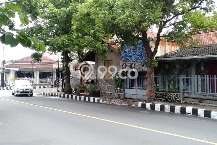 Rumah lokasi Tembarak, Temanggung, LT 426m2m² LB 400m2m² Rumah lokasi Tembarak, Temanggung, LT 426m2m² LB 400m2m²