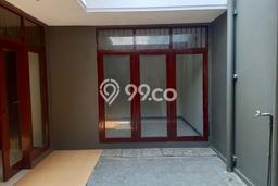 Rumah Asri di Citraland, 2 KM, LT 210m2m² Bangunan 200m2m² Rumah Asri di Citraland, 2 KM, LT 210m2m² Bangunan 200m2m²