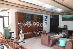 DIJUAL CEPAT! Rumah Ready Stock Lokasi Premium Riau, LT 400m² LB 200m² DIJUAL CEPAT! Rumah Ready Stock Lokasi Premium Riau, LT 400m² LB 200m²