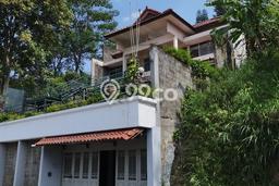 Sewa Rumah Harga Terjangkau di Setiabudi Bandung dengan 7 Kamar Tidur Sewa Rumah Harga Terjangkau di Setiabudi Bandung dengan 7 Kamar Tidur