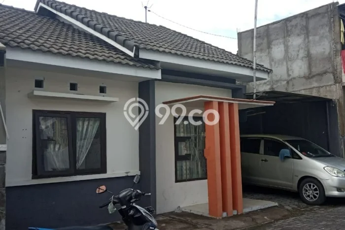 Disewakan Rumah Konsep Modern di Colomadu Karanganyar dengan 3 Kamar Disewakan Rumah Konsep Modern di Colomadu Karanganyar dengan 3 Kamar