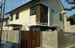 Rumah Siap Huni 4 KT 3 KM di Kebayoran Lama, Jakarta Selatan Rumah Siap Huni 4 KT 3 KM di Kebayoran Lama, Jakarta Selatan