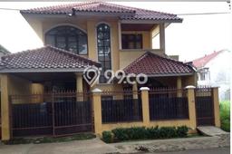 Ready to Use! Premium House LT 250m2 Desain Elegan di BSD Ready to Use! Premium House LT 250m2 Desain Elegan di BSD