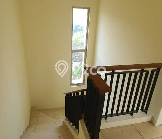 For Sale Hunian Rumah Nyaman 3 Kamar di BSD, Tangerang For Sale Hunian Rumah Nyaman 3 Kamar di BSD, Tangerang