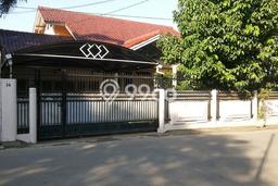 Rumah 4 KT 3 KM Fasilitas Gym di Jatibening, Bekasi Rumah 4 KT 3 KM Fasilitas Gym di Jatibening, Bekasi