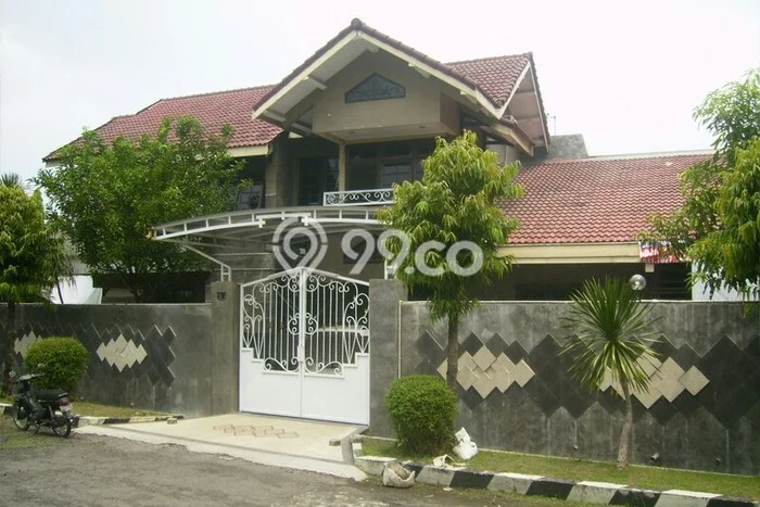Dijual Rumah Premium dengan Fasilitas Sekitar Lengkap di Wiyung, Surabaya Dijual Rumah Premium dengan Fasilitas Sekitar Lengkap di Wiyung, Surabaya