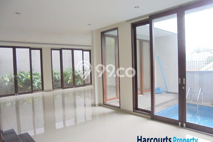 Hunian Modern Disewakan di Senopati Jakarta Selatan 5 KT & 5 KM Hunian Modern Disewakan di Senopati Jakarta Selatan 5 KT & 5 KM