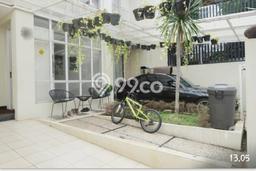 Rumah 4 KT 3 KM Fully Furnished di Bintaro, Dekat Mal, Tangerang Selatan Rumah 4 KT 3 KM Fully Furnished di Bintaro, Dekat Mal, Tangerang Selatan