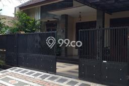 Rumah Strategis Minimalis Lb 330m2 di Taman, Sidoarjo Rumah Strategis Minimalis Lb 330m2 di Taman, Sidoarjo