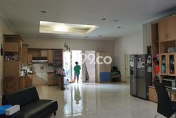 Rumah kawasan Gading Serpong, Tangerang, LT 487m² Bangunan 300m² Rumah kawasan Gading Serpong, Tangerang, LT 487m² Bangunan 300m²