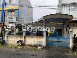 Rumah Lingkungan Nyaman di , Surabaya, Luas 189m2m² LB 125m2m² Rumah Lingkungan Nyaman di , Surabaya, Luas 189m2m² LB 125m2m²