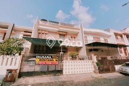 Rumah di Taman Palem, LT 180m², Bangunan 350m² Rumah di Taman Palem, LT 180m², Bangunan 350m²