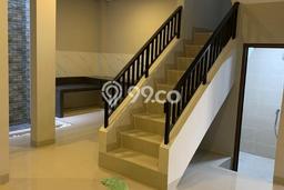 Dijual Rumah Eksklusif 4 KT di Duri Kosambi, Jakarta Barat Dijual Rumah Eksklusif 4 KT di Duri Kosambi, Jakarta Barat
