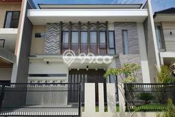 Jual Rumah Mewah Elegan Dengan View Cantik di Citraland, Surabaya Jual Rumah Mewah Elegan Dengan View Cantik di Citraland, Surabaya