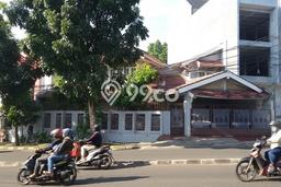 Dijual Rumah Luas Megah Dengan View Cantik di Bintaro, Jakarta Selatan Dijual Rumah Luas Megah Dengan View Cantik di Bintaro, Jakarta Selatan