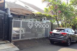 For Sale! Premium House LT 240m2 Desain Elegan di Bintaro For Sale! Premium House LT 240m2 Desain Elegan di Bintaro