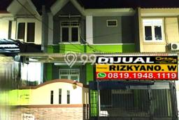 BEST INVESTMENT! Rumah di Taman Palem, LT 75m² Bangunan 102m² BEST INVESTMENT! Rumah di Taman Palem, LT 75m² Bangunan 102m²