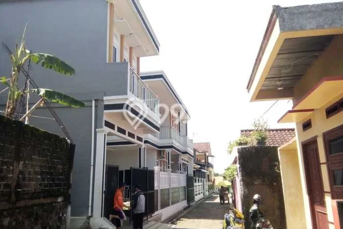 HOT PROPERTY! Rumah Premium area , LT 198m2m² Bangunan 360m2m² HOT PROPERTY! Rumah Premium area , LT 198m2m² Bangunan 360m2m²