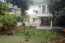 Rumah Bagus di Area Elit Jl. Bukit Golf Hijau Raya, Sentul City, Bogor Rumah Bagus di Area Elit Jl. Bukit Golf Hijau Raya, Sentul City, Bogor