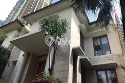 Rumah Mewah 3 KT 3 KM Dekat Fasilitas Umum di Kuningan, Jakarta Selatan Rumah Mewah 3 KT 3 KM Dekat Fasilitas Umum di Kuningan, Jakarta Selatan