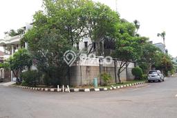 Dijual Rumah Mewah Elegan Dengan View Cantik di Sunter, Jakarta Utara Dijual Rumah Mewah Elegan Dengan View Cantik di Sunter, Jakarta Utara