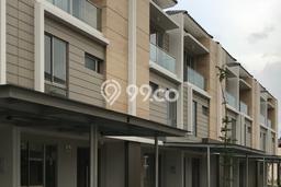 Rumah Mewah LB 150m2 Siap Pakai Desain Elegan di Pantai Indah Kapuk, Jakarta Utara Rumah Mewah LB 150m2 Siap Pakai Desain Elegan di Pantai Indah Kapuk, Jakarta Utara