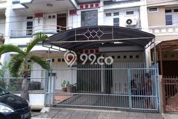 Rumah lokasi Cengkareng, Jakarta Barat, Luas 200m² LB 300m² Rumah lokasi Cengkareng, Jakarta Barat, Luas 200m² LB 300m²