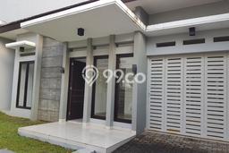 Rumah LT 242m² Semi Furnished di Lokasi Prestisius Batununggal, Bandung Rumah LT 242m² Semi Furnished di Lokasi Prestisius Batununggal, Bandung