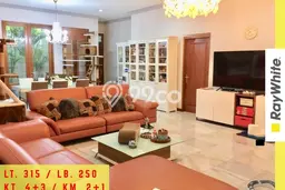 Hot Offer Hunian Premium Ideal dan Luas di Kebayoran Baru, Jakarta Selatan Hot Offer Hunian Premium Ideal dan Luas di Kebayoran Baru, Jakarta Selatan