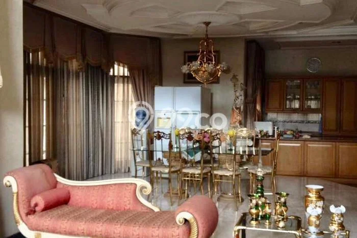 For Sale! Luxury House LT 700m2 Desain Modern di Pantai Indah Kapuk For Sale! Luxury House LT 700m2 Desain Modern di Pantai Indah Kapuk