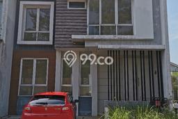 Rumah Asri area Pamulang, Tangerang Selatan, Luas 135m² Bangunan 140m² Rumah Asri area Pamulang, Tangerang Selatan, Luas 135m² Bangunan 140m²