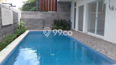 Hunian Elit LB 280m2 Siap Pakai Desain Elegan di Kerobokan, Badung Hunian Elit LB 280m2 Siap Pakai Desain Elegan di Kerobokan, Badung