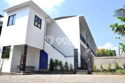 Hunian Mewah LB 394m2 Siap Huni Desain Elegan di Canggu, Badung Hunian Mewah LB 394m2 Siap Huni Desain Elegan di Canggu, Badung