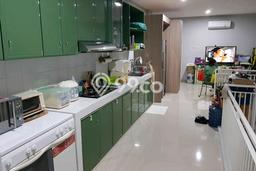 Rumah Mewah LB 260m2 Siap Huni Desain Elegan di Duri Kepa, Jakarta Barat Rumah Mewah LB 260m2 Siap Huni Desain Elegan di Duri Kepa, Jakarta Barat