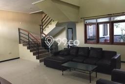 Rumah 5 Kamar Dekat dengan Fasilitas Umum, Semarang - Lokasi Premium Rumah 5 Kamar Dekat dengan Fasilitas Umum, Semarang - Lokasi Premium